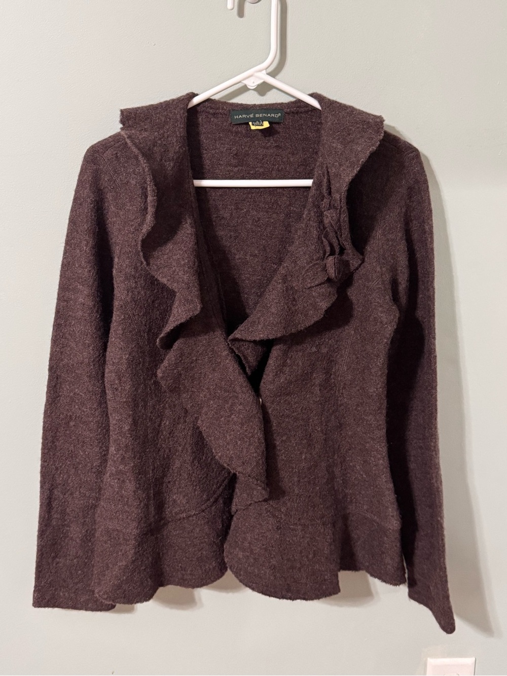 Vintage Harve Benard Women’s M 100% Wool Ruffled Neck Peplum Sweater Cardigan